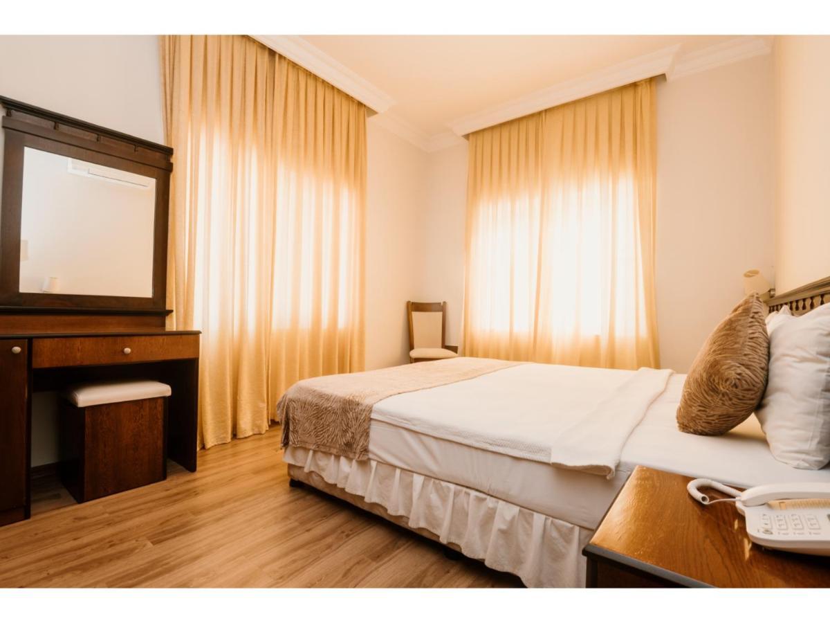 Sammy'S Hotel Kyrenia  Exterior photo